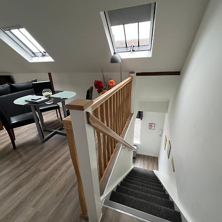Glastonbury Secret Retreat - 1 Bd Split-Level Apt, Sleeps 3 外观 照片
